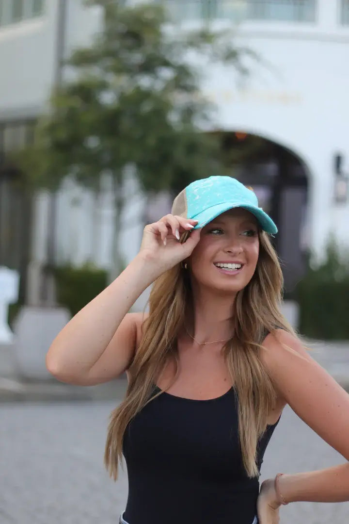 Turquoise Spatter Hat with Mesh: Turquoise / One Size