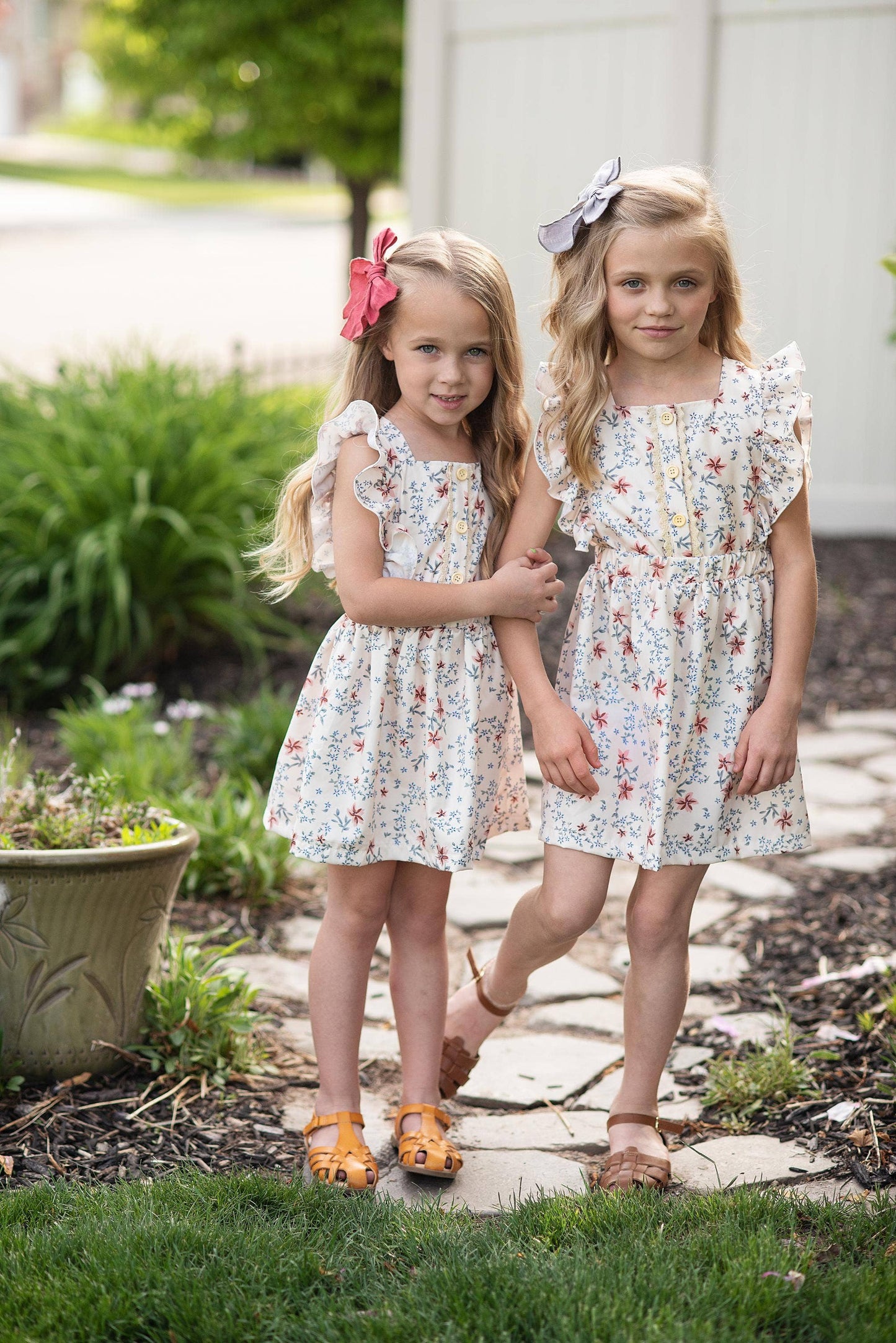 Kids Dainty Floral Print Button Pinafore Dress