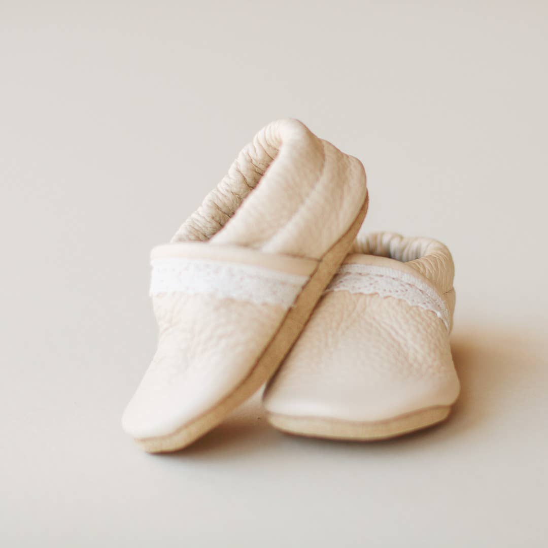 Baby Girl Leather Slip-on Shoes in Cream