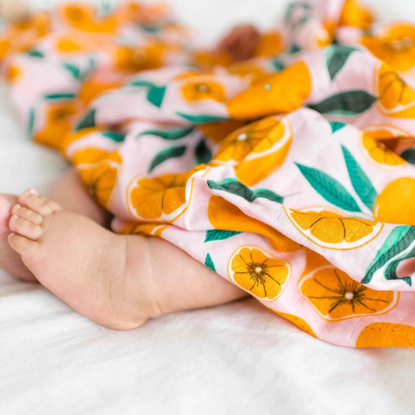 Bamboo Muslin Swaddle - Sliced Oranges