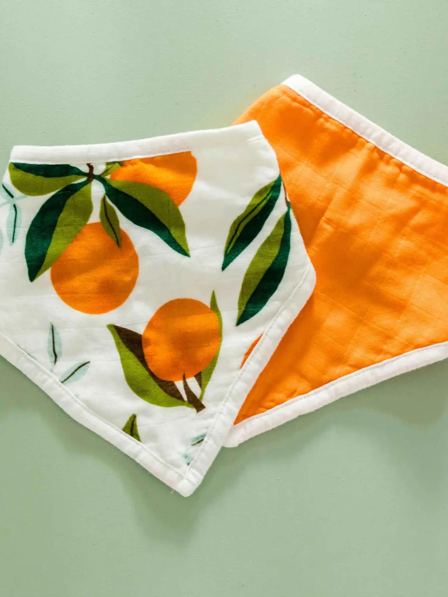 Muslin Bandana Bib 2-pack - Oranges