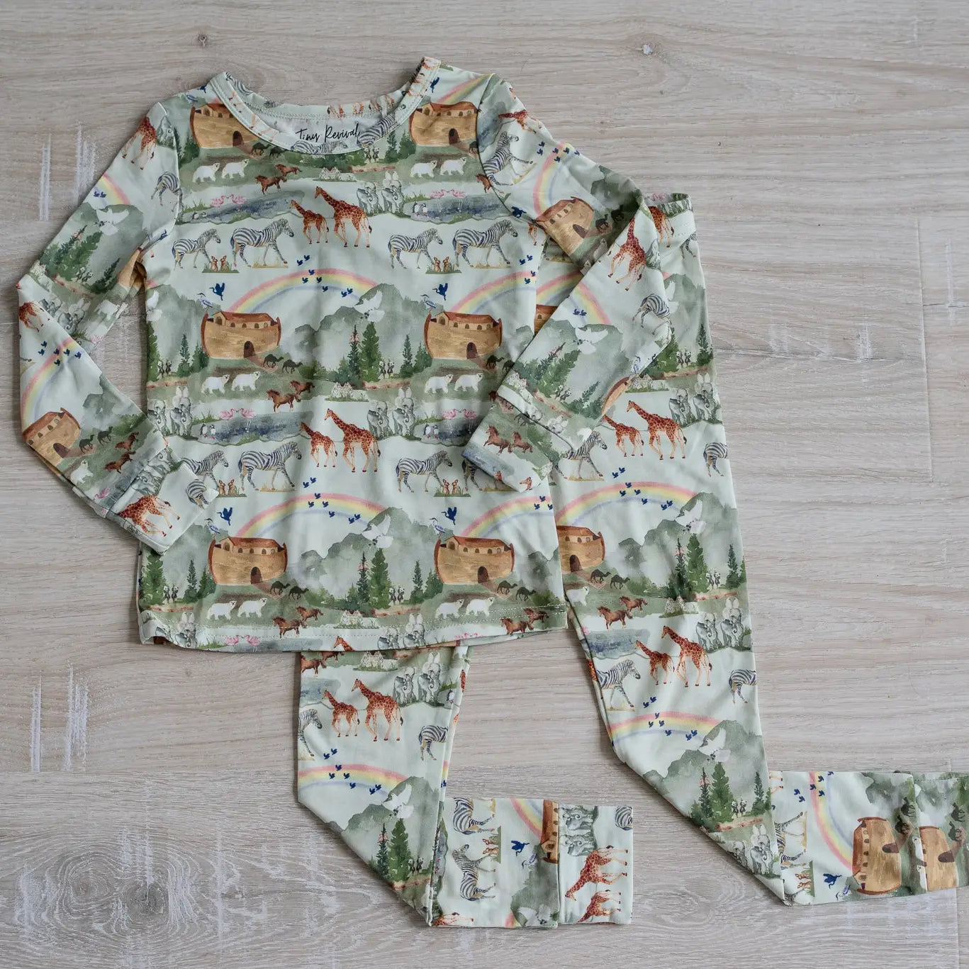 Noah Long Sleeve Pajamas