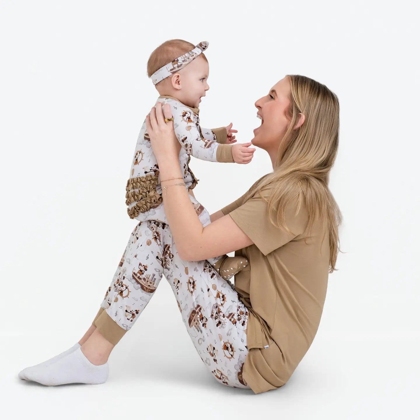 Vintage Voyage Women's Jogger Pants