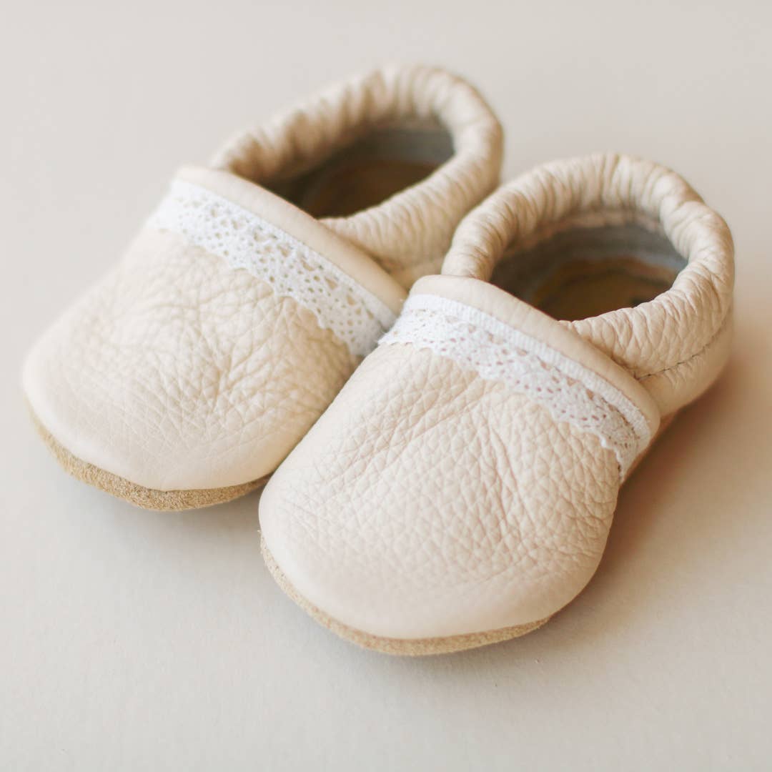 Baby Girl Leather Slip-on Shoes in Cream